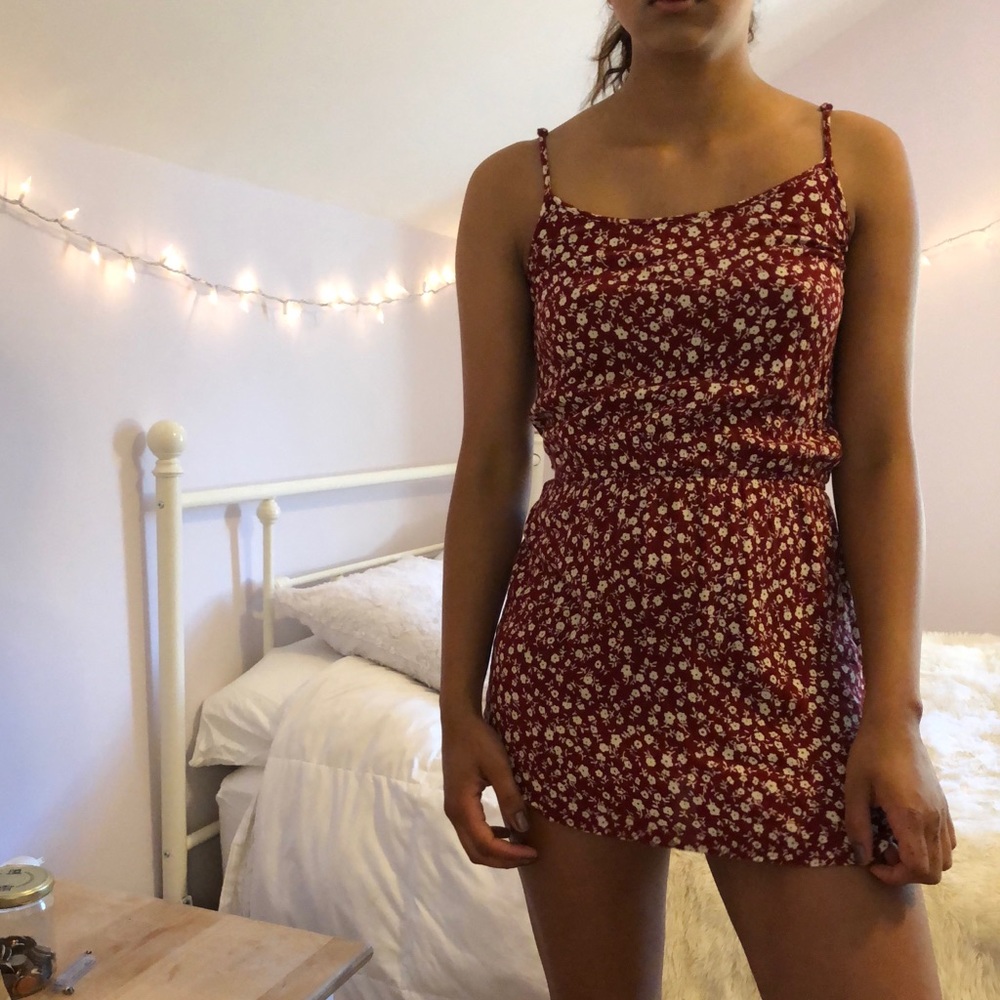 ✨SHOP SALE💕BOGO1/2  Red and White Floral sundress